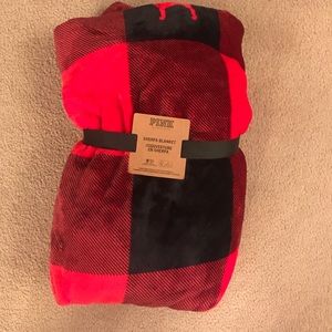 Beautiful Buffalo plaid Sherpa Victoria’s Secret pink blanket